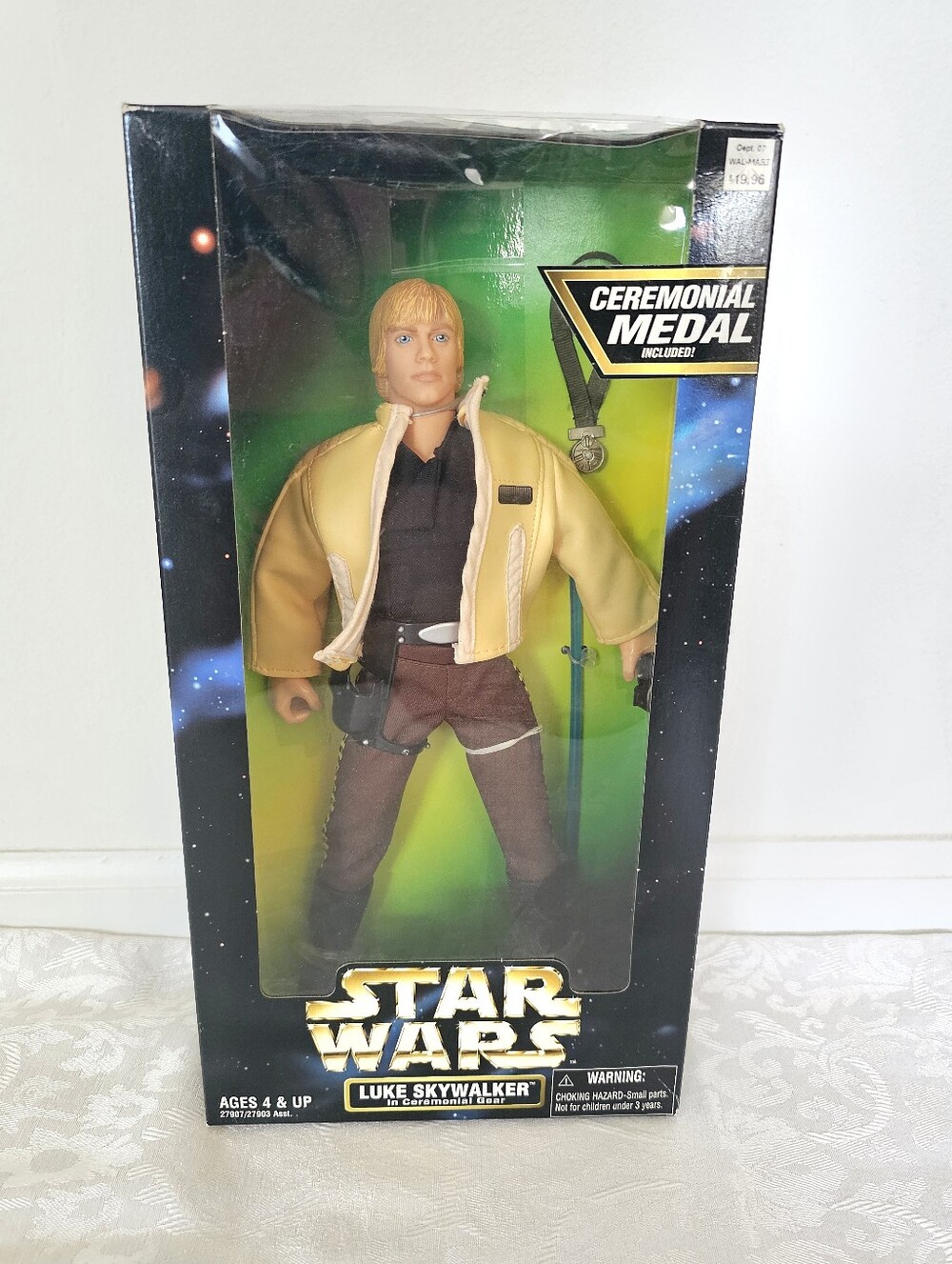 1997 Star Wars Luke Skywalker Collectible Action Figure -Unopened Box!